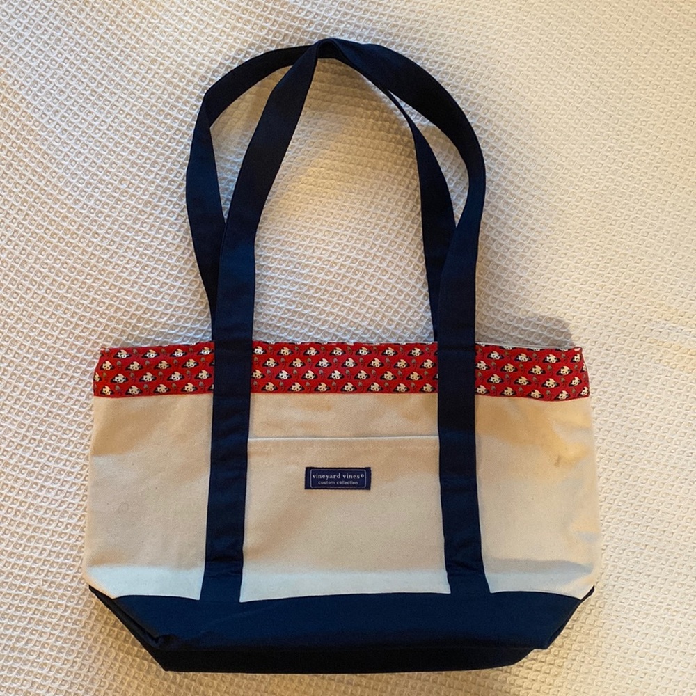 Vineyard Vines AOII Tote Bag